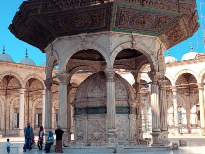 Patio de la Mezquita en el Cairo